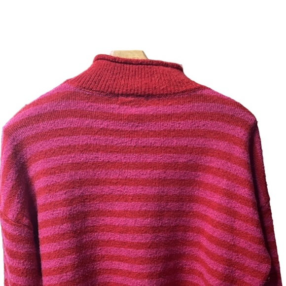 Little Lies Stripe Mock Neck Mohair Wool Blend Relaxed Fit Red Pink Sweater M - Picture 7 of 13